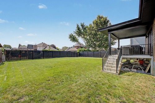 Cour - 89 Ch. St-André, Saint-Jean-Sur-Richelieu, QC - Outdoor With Backyard
