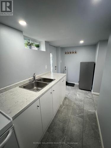 #BASEMENT - 102 BARTON AVENUE , Toronto, Ontario M6G 1P6 4