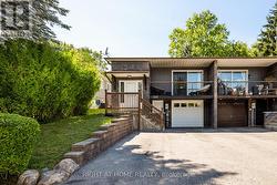 229 BRITANNIA AVENUE  Bradford West Gwillimbury, ON L3Z 1A4