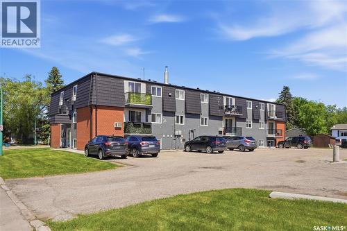 7 115 Acadia Drive, Saskatoon, SK - Outdoor