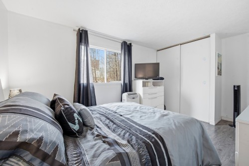 Master Bedroom - 205-4798 Rue De Gaspé, Sherbrooke (Brompton/Rock Forest/Saint-Élie/Deauville), QC - Indoor Photo Showing Bedroom