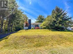 45 Hillcrest Street  Bridgewater, NS B4V 1T1