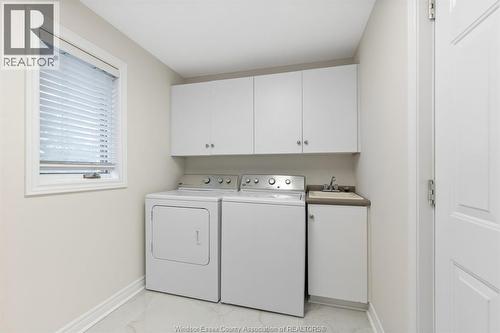 144 Pheasant Run, Lakeshore, ON - Indoor Photo Showing Laundry Room