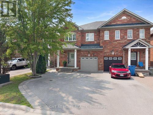 171 BURGESS CRESCENT  Newmarket, ON L3X 2T9