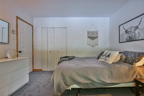 Chambre à coucher - 109 Ch. Des Outardes, Mont-Blanc, QC - Indoor Photo Showing Bedroom
