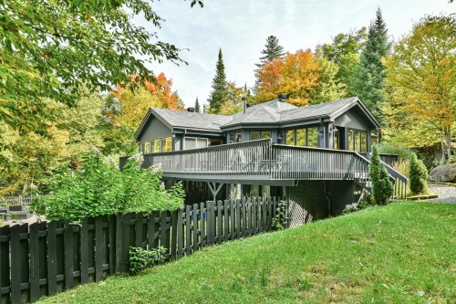 Extérieur - 109 Ch. Des Outardes, Mont-Blanc, QC - Outdoor With Deck Patio Veranda
