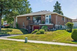 171 Petworth Crescent  Toronto, ON M1S 3M6