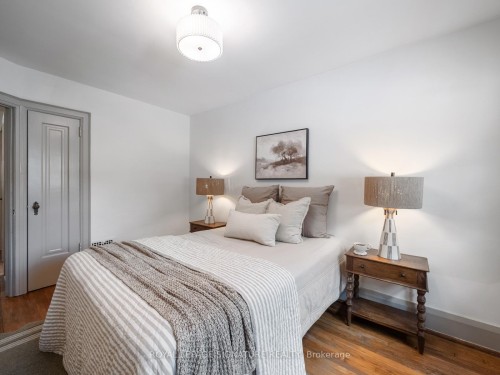 37 Chilton Road, Toronto, ON - Indoor Photo Showing Bedroom