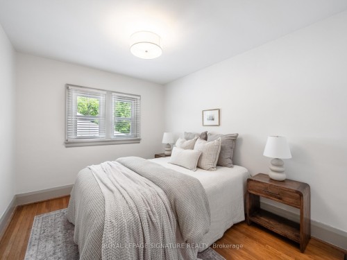 37 Chilton Road, Toronto, ON - Indoor Photo Showing Bedroom