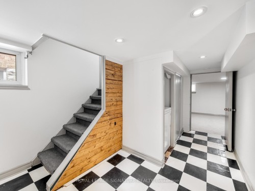37 Chilton Road, Toronto, ON - Indoor Photo Showing Other Room
