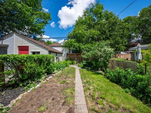 37 Chilton Road, Toronto, ON - Outdoor