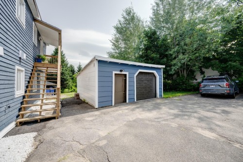 Garage - 447  - 453 Ch. Pierre-Péladeau, Sainte-Adèle, QC - Outdoor With Exterior