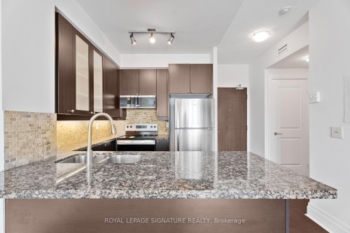 408-39 Upper Duke Crescent, Markham, ON - Indoor Photo Showing Other Room