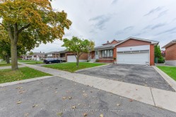 94 Melbert Road Toronto, ON M9C 3R1