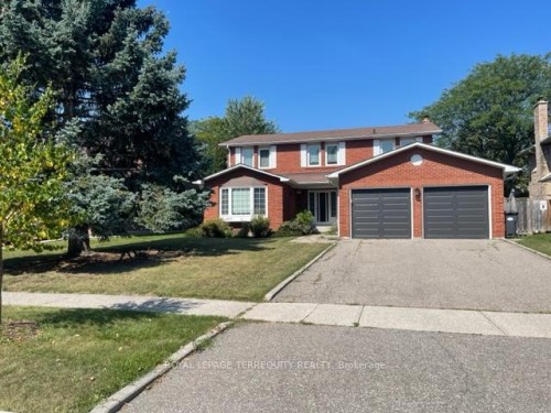 743 Fieldstone Road, Mississauga, ON - Outdoor With Facade