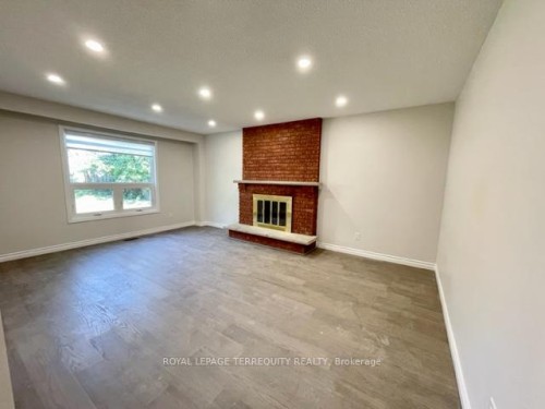 743 Fieldstone Road, Mississauga, ON - Indoor With Fireplace