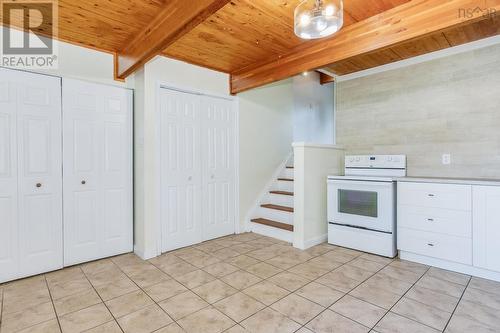 72 Cavendish Road, Halifax, NS - Indoor Photo Showing Kitchen