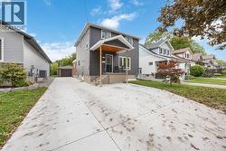 275 KATHLEEN AVENUE Sarnia, ON N7T 1E4