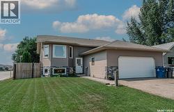 202 Haichert STREET Warman, SK S0K 4S0