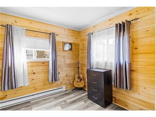 880 Pleasant Dr, Minto, NB 