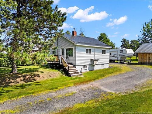 880 Pleasant Dr, Minto, NB 