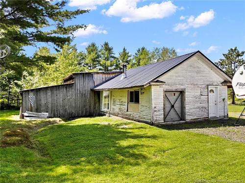 880 Pleasant Dr, Minto, NB 