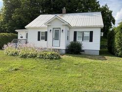 497 Main ST Woodstock, NB E7M 2B8