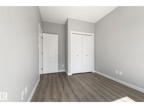 #121 812 Welsh Dr Sw, Edmonton, AB - Indoor Photo Showing Other Room