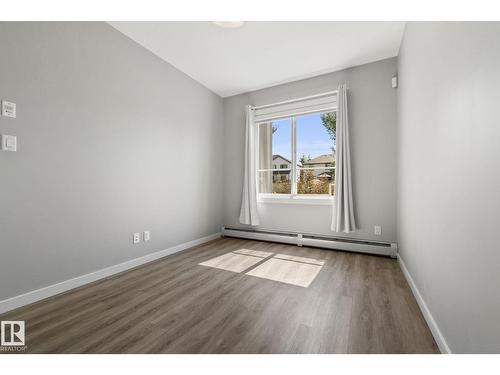 #121 812 Welsh Dr Sw, Edmonton, AB - Indoor Photo Showing Other Room