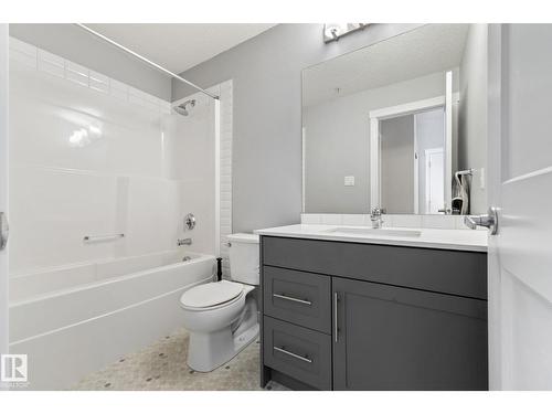 #121 812 Welsh Dr Sw, Edmonton, AB - Indoor Photo Showing Bathroom