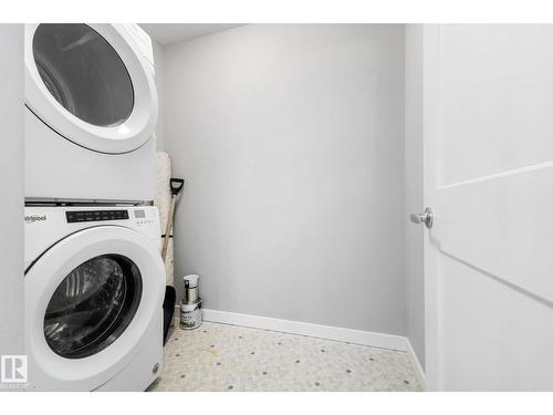 #121 812 Welsh Dr Sw, Edmonton, AB - Indoor Photo Showing Laundry Room