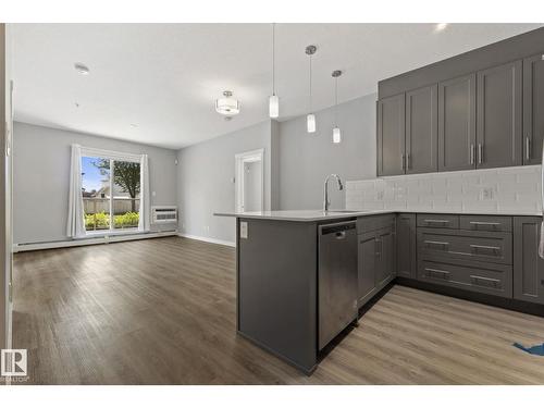 #121 812 Welsh Dr Sw, Edmonton, AB - Indoor Photo Showing Other Room