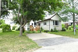 8 CLAREMONT CRESCENT  Oro-Medonte, ON L3V 0P9