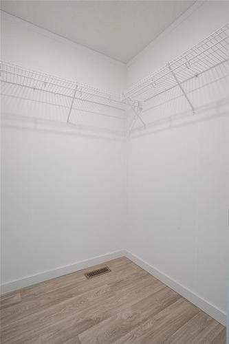 140 Prairie Oak Drive, Mitchell, MB - Indoor With Storage