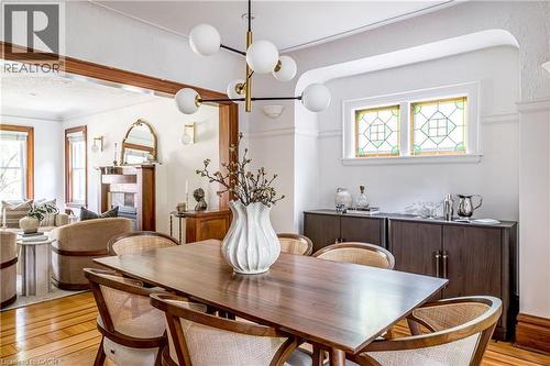 100 Dalewood Crescent, Hamilton, ON - Indoor Photo Showing Dining Room