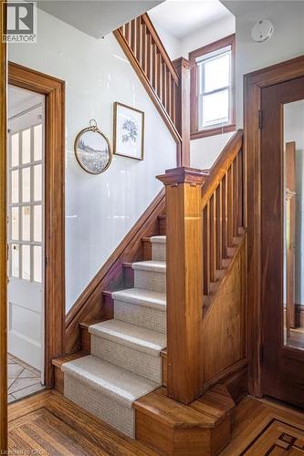100 Dalewood Crescent, Hamilton, ON - Indoor Photo Showing Other Room
