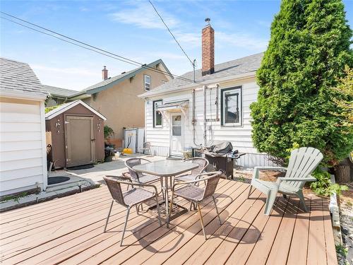 another angel - 1069 Valour Road, Winnipeg, MB - Outdoor With Deck Patio Veranda
