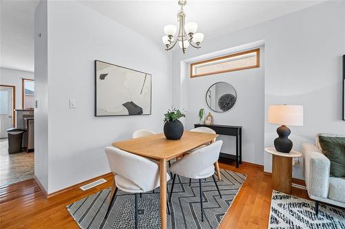 1131 Fairfield Avenue, Winnipeg, MB - Indoor Photo Showing Dining Room