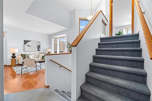 1131 Fairfield Avenue, Winnipeg, MB - Indoor Photo Showing Other Room
