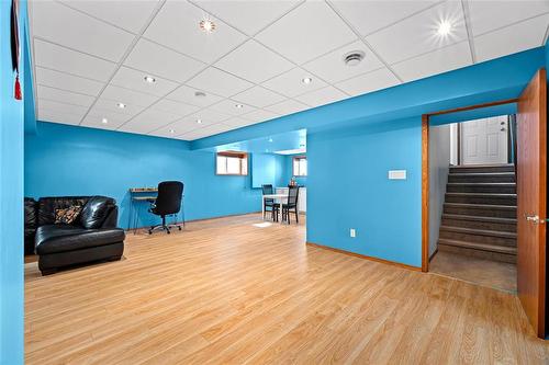 1131 Fairfield Avenue, Winnipeg, MB - Indoor Photo Showing Other Room