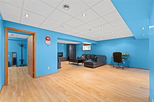 1131 Fairfield Avenue, Winnipeg, MB - Indoor Photo Showing Other Room