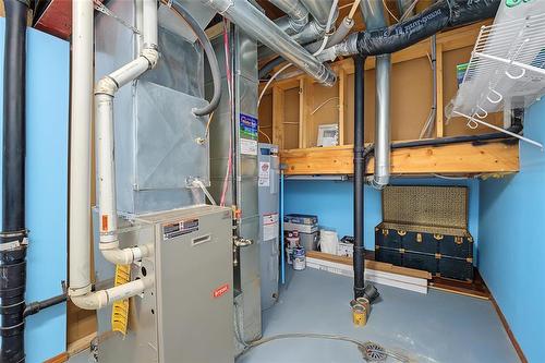 1131 Fairfield Avenue, Winnipeg, MB - Indoor Photo Showing Basement