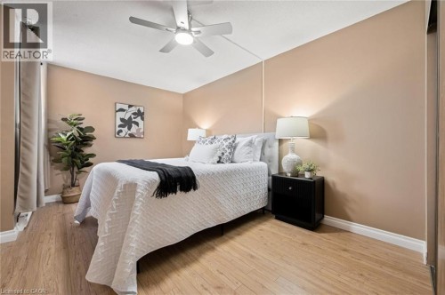 93 Westwood Road Unit# 607, Guelph, ON - Indoor Photo Showing Bedroom