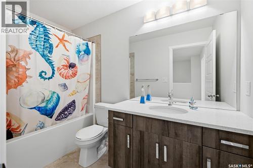 5116 Primrose Green Drive E, Regina, SK - Indoor Photo Showing Bathroom
