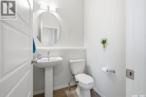 5116 Primrose Green Drive E, Regina, SK - Indoor Photo Showing Bathroom