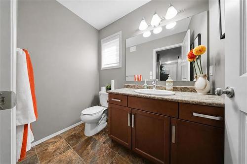 73 Angela Everts Dr, Winnipeg, MB - Indoor Photo Showing Bathroom