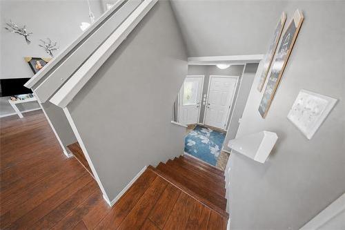 73 Angela Everts Dr, Winnipeg, MB - Indoor Photo Showing Other Room