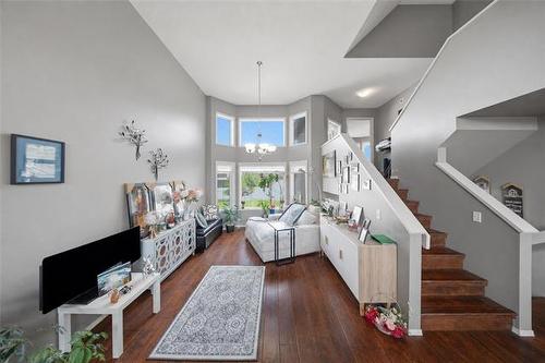 73 Angela Everts Dr, Winnipeg, MB - Indoor