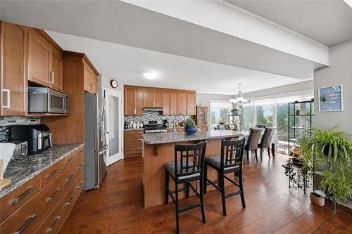 73 Angela Everts Dr, Winnipeg, MB - Indoor