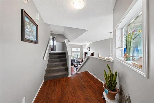 73 Angela Everts Dr, Winnipeg, MB - Indoor Photo Showing Other Room